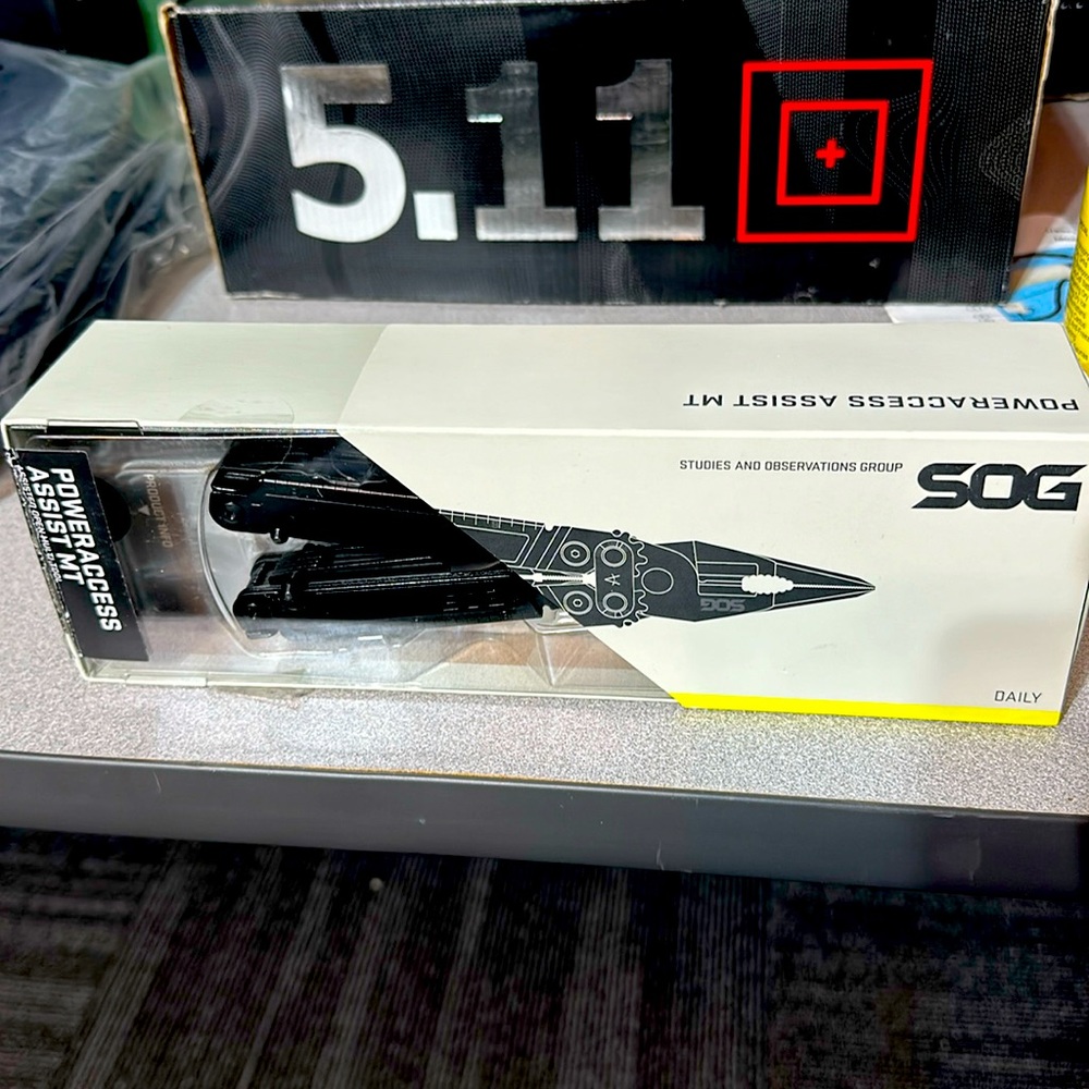 SOG multi tool